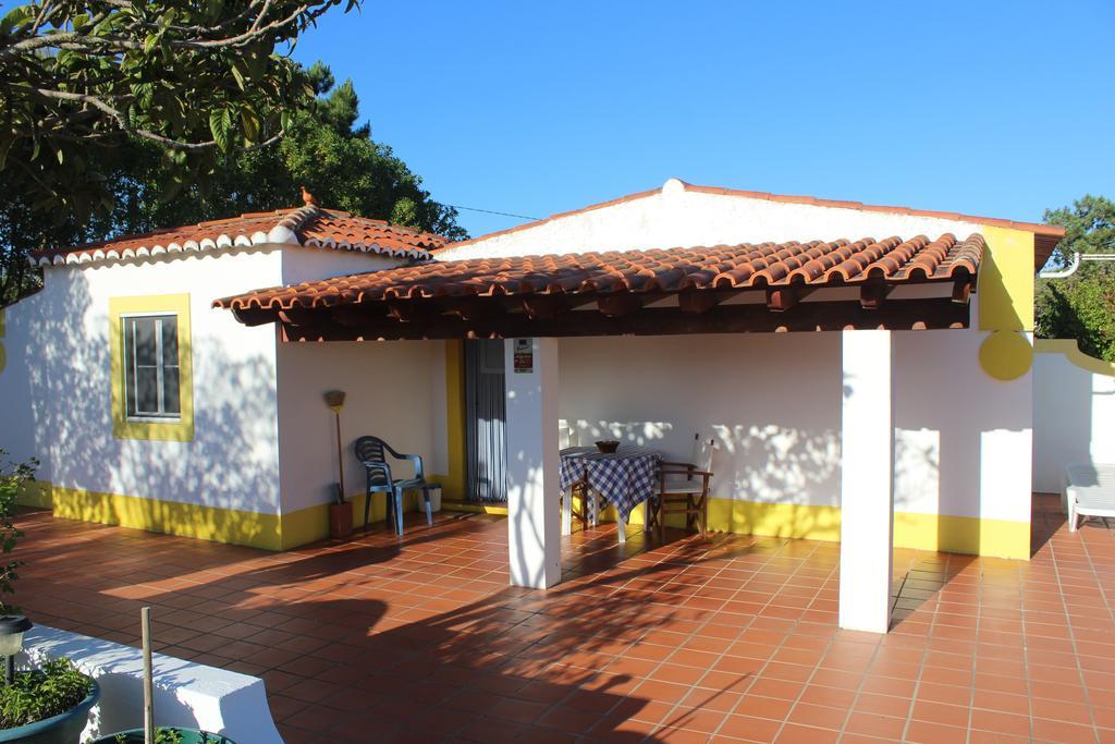 Casal Novo Hostal São Martinho do Porto Exterior foto