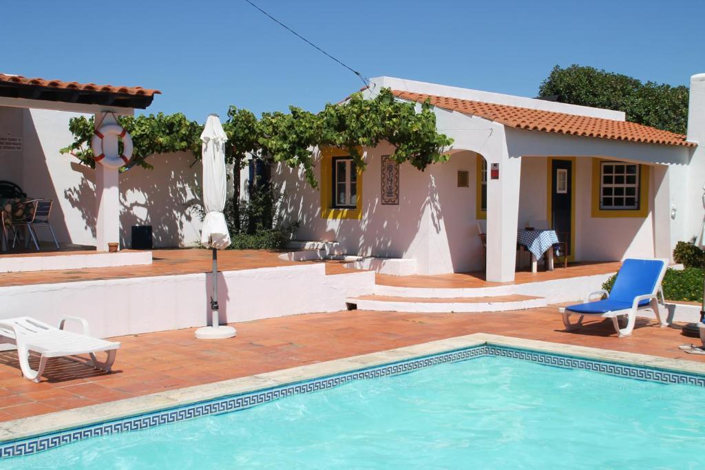 Casal Novo Hostal São Martinho do Porto Exterior foto